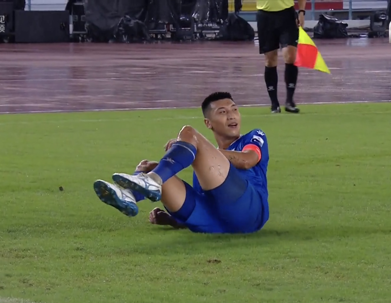 开云足球直播-四川队在比赛中逆袭惊险战胜对手