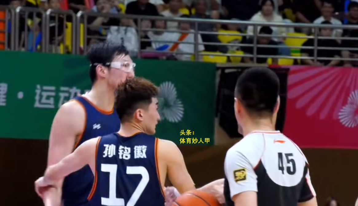 开云体育APP下载-辽宁队完胜四川队，周琦点燃赛场