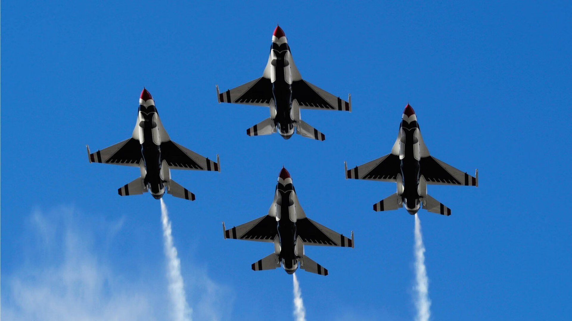 马赛铁壁锁死瑞士，罗德里化身关键先生