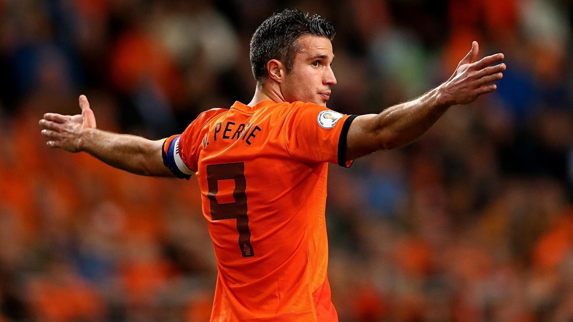 北欧风暴与铁卫传奇，当芬兰足球冲垮拉齐奥，范戴克在德甲争冠战接管比赛