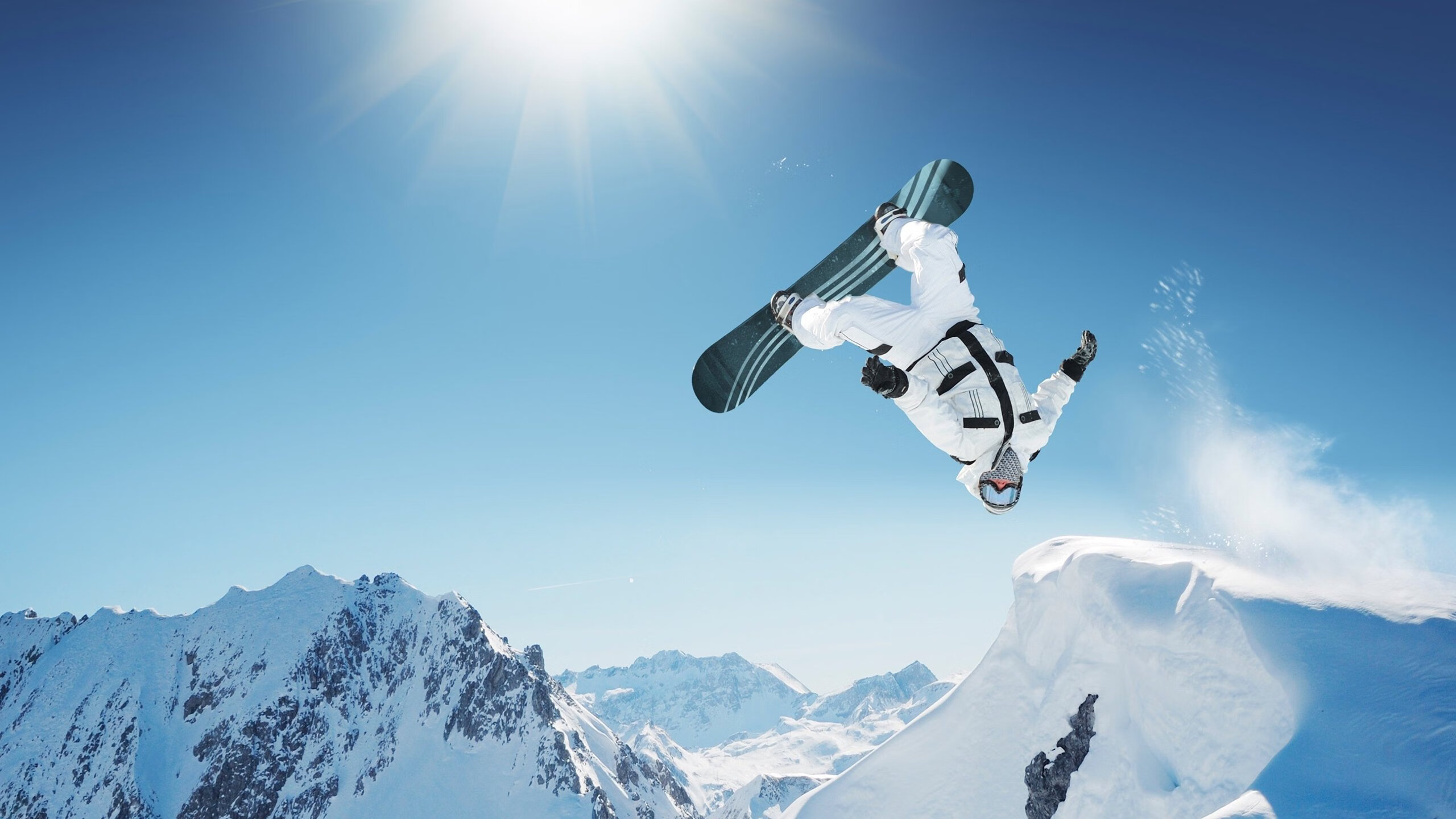 从卡瓦哈尔爆发到阿尔及利亚淘汰国际米兰，足球世界的偶然与必然