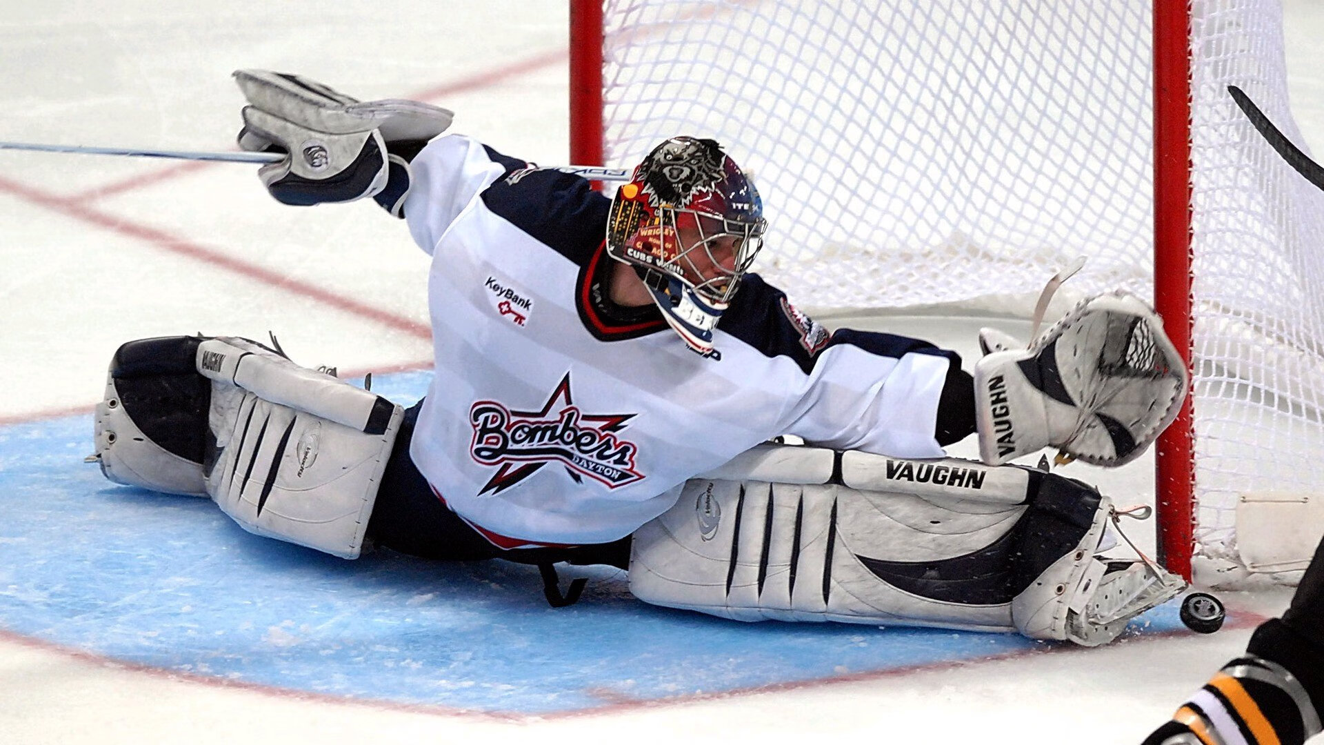 浓眉铁壁锁深阵,独行侠单骑破重围